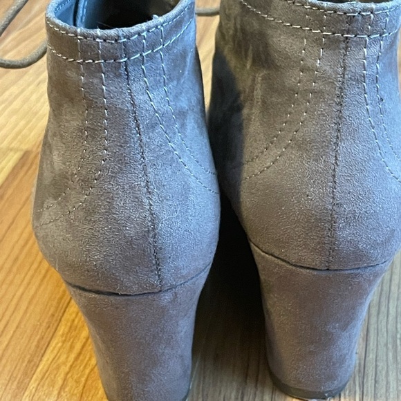 Arizona Lexie Booties Size 6 - Picture 3 of 6